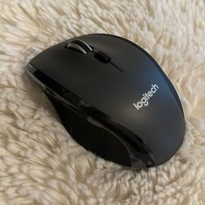 NWOT - Logitech Wireless Mouse